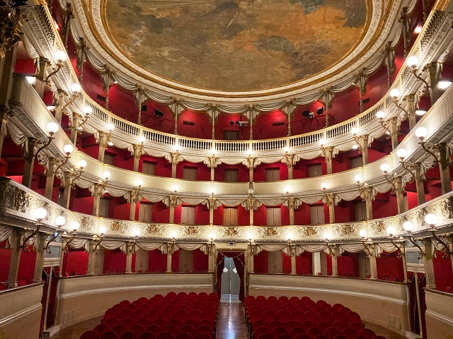 Teatro Garibaldi - Stagione Teatrale 2022/23